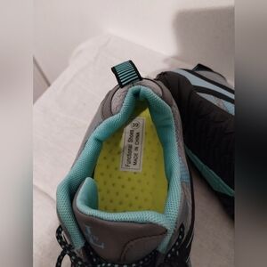 Functional shoes size 8